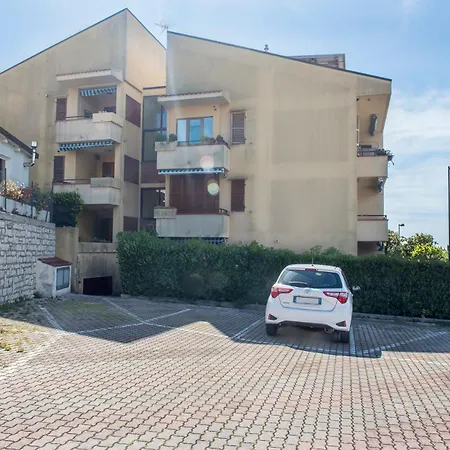 N008 - Numana, Comodo Trilocale Con Terrazzo Lägenhet